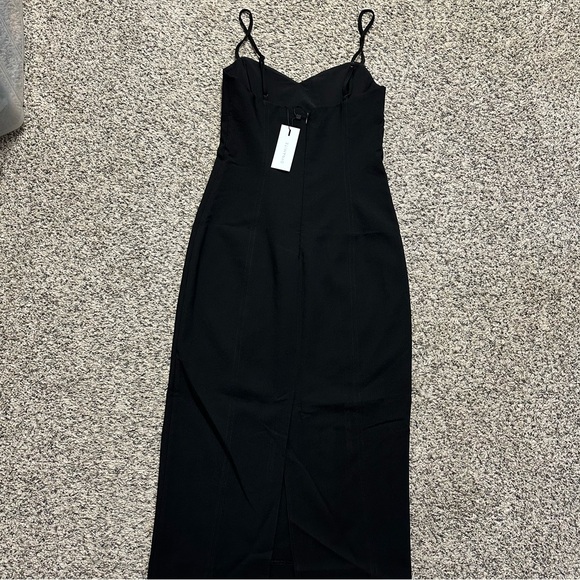 Dynamite Sweetheart Cut Out Midi Dress - Picture 5 of 9